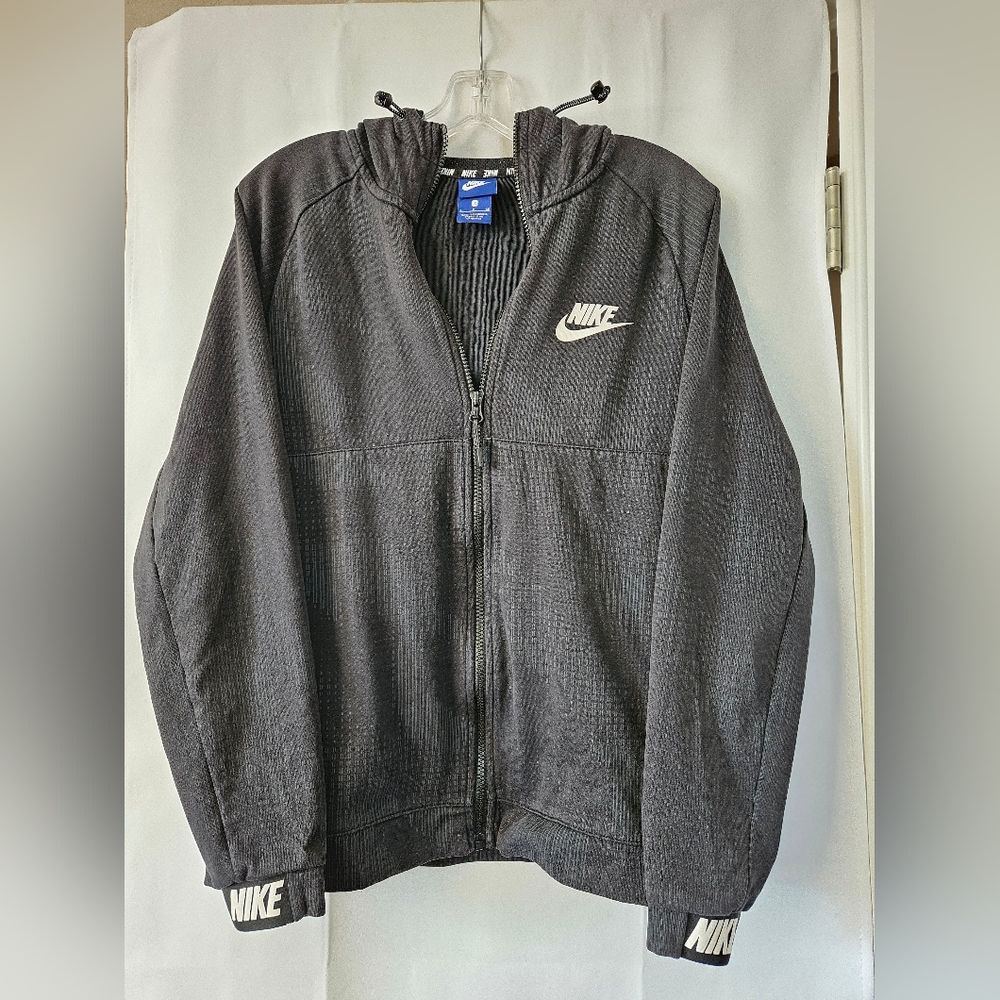 Nike unisex zip up hoodie‎ size small